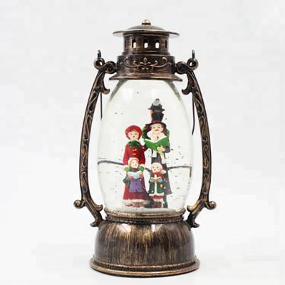 China 2019 Outdoor Christmas Garden Decor Spinner Christmas Water Globe Best Sale Home Decor Table Top Led Water Christmas Lantern Water Spinning Globe light for sale