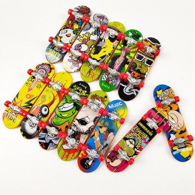 China Hot Sale Adult Adult For Kids Custmoized Cheap Cartoon Mini Skateboard Toy Fingerboard for sale