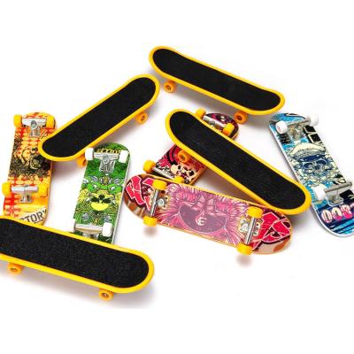 China Factory Adult Adult In The Matte Board Kind Colorful Mini Running Skateboard Wholesale Finger for sale