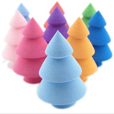 China Custom Makeup Facial Sponge Beauty Sponge X MAS Tree Shape Cosmetic Makeup Powder Puff With High Quality for sale