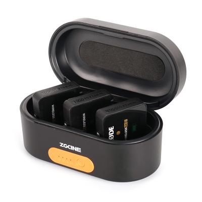 China Mounted Radio Go MOUNTED Radio PUT 2 Charging Case with Built-in Battery Charger ZGCINE Storage Box for Microphone Radio RODE Go for sale