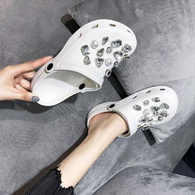 China Comfortable Summer New Hot Selling 2021 Hole Shoes Beach Shoes Women Fashion Diamond Two Sandals for sale