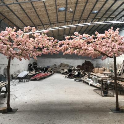 China Wedding Indoor Outdoor Arches High Quality Decorative Silk Cherry Blossom Tree Twin Decorative Rose Arches For Wedding for sale