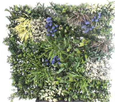 China Minimalist Artificial Plants Wall Plastic Vertical Garden Artificial Green Wall for sale