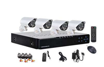 China 1.0 Megapixel Outdoor 4 Camera Security System with Monitor And NVR for sale