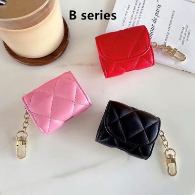 China 2021 luxury new designer for airpod case luxury for airpod pro leather case attached key chain for sale