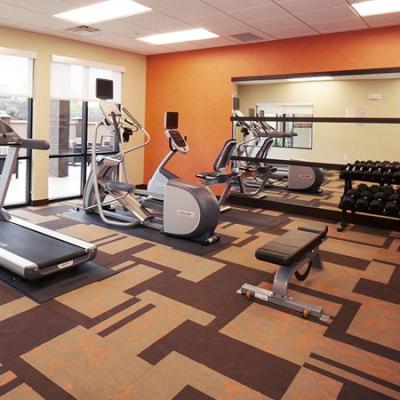 China Commercial 20mm Fitness Rubber Flooring Mat Gym Carpet Tiles 50*50 for sale