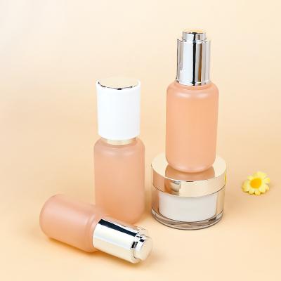 Chine Bouteille en plastique portable pour soins de la peau Bouteilles de spray de poche cosmétique de 20 ml à vendre