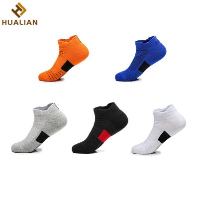 China HUALIAN OEM Breathable Custom Logo Cycling Running Socks Climbing Summer Travel Sports Socks for sale