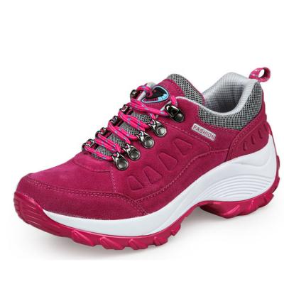 China Factory Direct Newest Design PU Material Rubber Outdoor Casual Sports Women's Breathable Outsole Shoe for sale