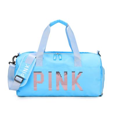 China 2021 New Arrival Fashion Duffel Bag Women Protable Weekender Bag Outdoor Sequins Logo Customized Pink Overnight Bag for sale