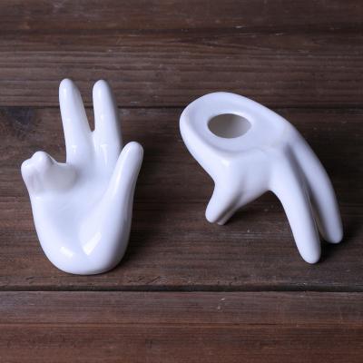 China DYS040 Hand Occasional Shape Ceramic Egg Holder for Breakfast Decoration Tea Cup Holder Home Rest for sale