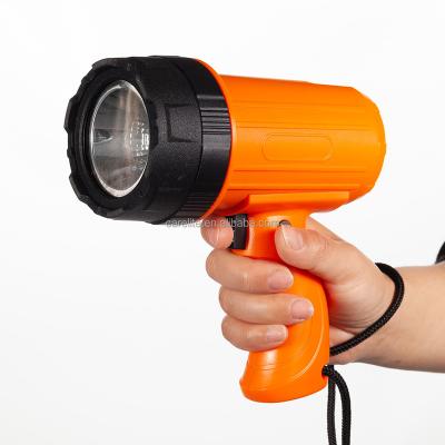 China Ergonomic Rechargeable Spotlight Spot Lights Big Flashlight 800lm Handheld Spotlight Lightweight And Super Bright Flashlight for sale