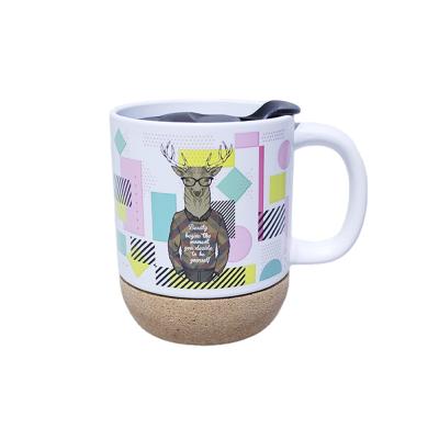 China Sustainable Ceramic Coffee Mug with Insulated Splash Proof Cork Bottom and Lid for sale