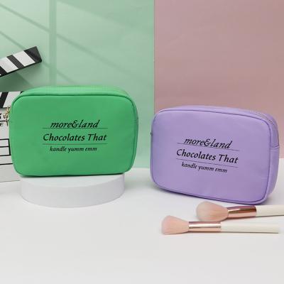 China Fashion Design Mini Wash Bag Nylon Custom Color Make Up Pouch Essential Oil Cosmetic Bag for sale