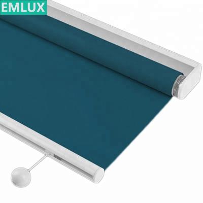 China Easy Clean Hot Selling Smart Indoor Office Motorized Electric Roller Blind Shades for sale