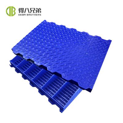 China Piglets wholesale pig plastic pig house weaning slat flooring without the hole on pig use factory direct sales direct sale for sale