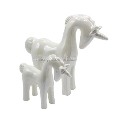 China 2018Ceramic decoration whitewere Ceramic horse plush horse homedecoration hot selling unicorn decoration for sale