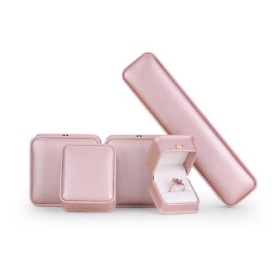 China Custom Pink Jewelry Box Making Boxes For Jewelry PU Leather Jewelry Packaging Bracelet Pink Jewelry Box Custom Making Boxes For Jewelry for sale