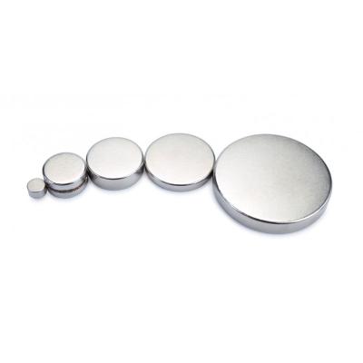 Cina Industrial Magnet Sample N52 Free Running Disc Round NdFeB Disc Neodymium Magnets in vendita