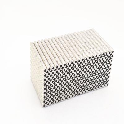 Cina Industrial Magnet 20 Years Factory Price Wholesale Neodymium Iron Boron Tube Magnet in vendita