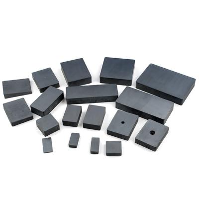 Cina Industrial Magnet 20 Years of Magnet Ferrite Outlet Manufacturer in vendita