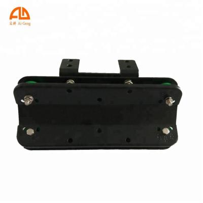 China Easily Assembled Greenhouse Climbing Guide Brackets For Rolling Curtain Winches for sale