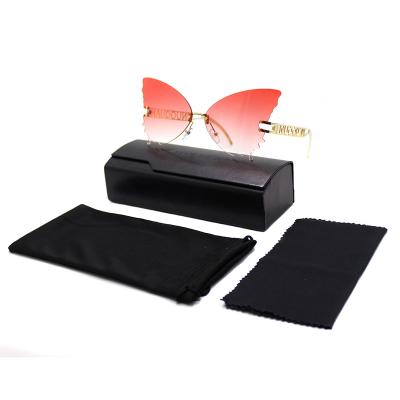 China Butterfly Sunglasses Shape Designer Glasses Large Frame Portable Butterfly Metal Sunglasses for sale