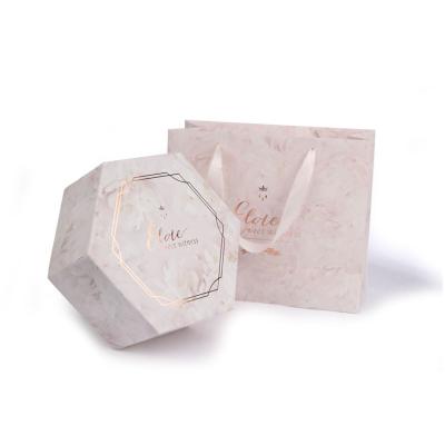 China Handmade Luxury Packaging Paper Boxes Gift Box Lid Cardboard Boxes Packaging For Gift for sale