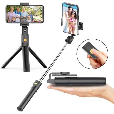 China 2021 New Product Seflie Bluetoth Selfie Stick + Mobile Phone Tripod, Selfie Ttick Tripod For iPhone/Android/Huawei for sale