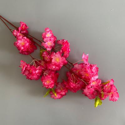 China Minimalist Artificial Cherry Blossom Wedding Festival Decoration Cherry Tree Branches for sale