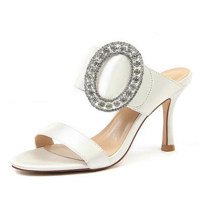 China Popular fashion trend sandals in 2022 for women and ladies white heeled sandals with simple and elegant style for sale