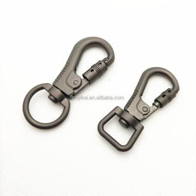 China 2021 New Arrival Padded Metal Swivel Hook Metal Hook For Dog Leashes for sale