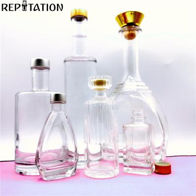 China Non Spill Customized Wine Bottle Cork , Spirits T Shape Synthetic Aluminum Flat Cork For Whiskey With Convex Lgo for sale