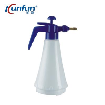 China Kaifeng High Quality Garden Home Office 1L Squeeze OEM Plastic Sprayer for sale