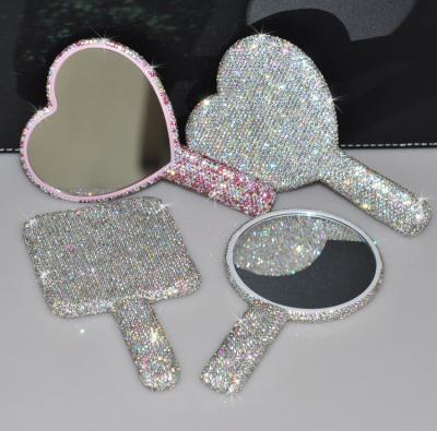 China Rhinestone Heart Travel Portable Vanity Mirror Makeup Light Up For Makeup for sale