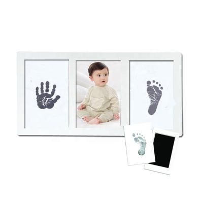 China Eco-friendly Wholesale Gifts Footprint Kit Baby Handprint Wooden Photo Rectangular Newborn Frame for sale