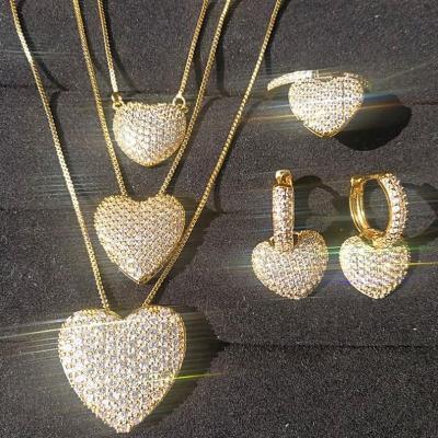 China CLASSIC 18K Gold Plated Heart Shape Necklace And Earring Jewelry Set For Women for sale