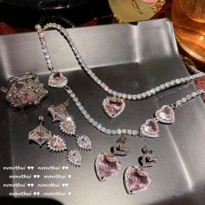 China Pink Crystal Jewelry Heart CZ Choker Necklaces Shiny Pendant Necklace Bling Environmental Friendly Luxury Zircon Earrings for sale