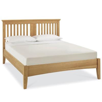 Chine Hotel Furniture Designer Modern Solid Wood Bed Frame Single King Queen Size Wooden Beds à vendre