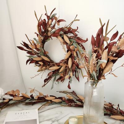 China Autumn Decoration Thanksgiving Decoration Plastic Foam Fall Leaves Wreath for sale