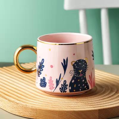 China Viable Nordic Creative Coffee Lovers Christmas Gold Handle Ceramic Mugs Manufacturers Wholesale Can Be Customized Logo for sale