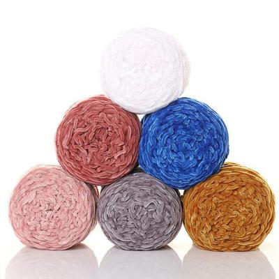 China Polyester Blend Chenille Yarn COOMAM Thick Anti-pilling Yarn For Hand Knitting Carpet Sweater Yarn For Hats Crocheting Toys for sale