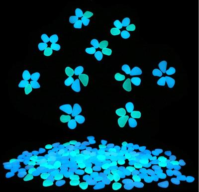 China Resin Plastic Glow In The Dark Pebbles Luminous Crushed for sale