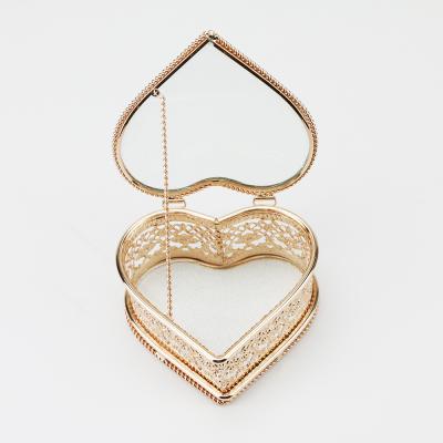 China New Arrival Heart Trinket Box Factory Heart Shape Necklace Handmade Ring Organizer Glass-Metal Jewelry Storage Box for sale