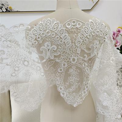 China Beautiful handmade DELACE floral embroidery hollow out lace weddingdress exquisite trim panels ornament for sale