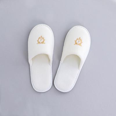 China Spa Canvas Velvet Waffle Logo White Fabric Cotton Terry Guest Anti-slip Custom Printing Dubai Hotel Indoor Disposable Slipper for sale