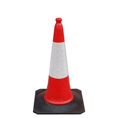 China Good Quality Anti-UV PVC Road Safety 750mm Folding Traffic Cones for sale