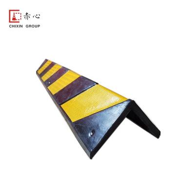 China Chinese Rubber Crash Guard Wholesale Parking Lot Wall Protect Right Angle Corner Guard for sale