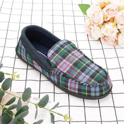 China Men Genuine Leather Boat Walking Shoes Men's Fashion Trend Warmlab Fleece Soft Plaid Fashion Casual Shoes for sale